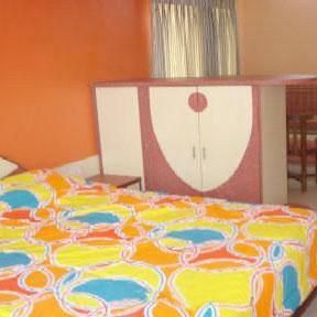 Hôtel Woodland Regency à Silvassa Extérieur photo